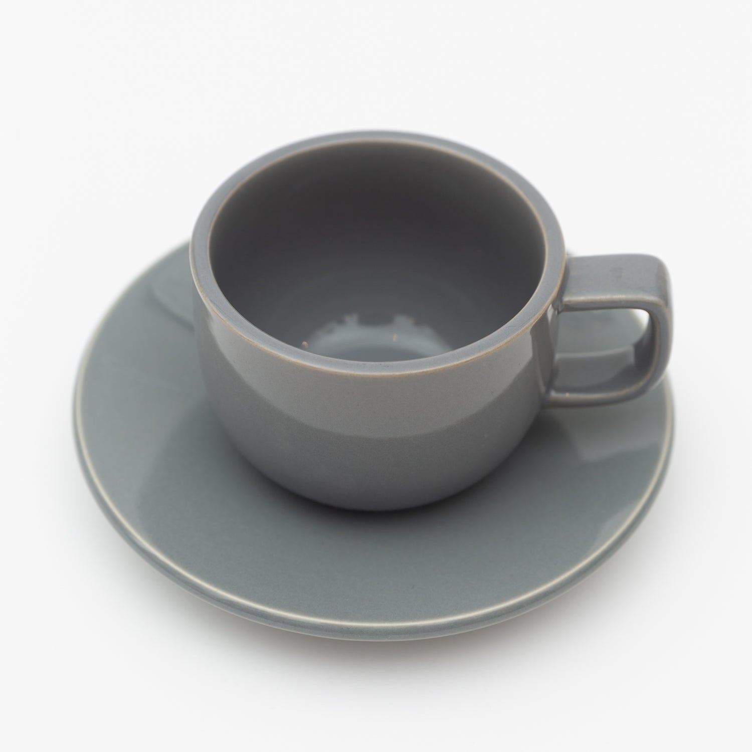 Load image into Gallery viewer, Sasaki coffee cup &amp; saucer designed by Massimo Vignelli_Glossy Grey