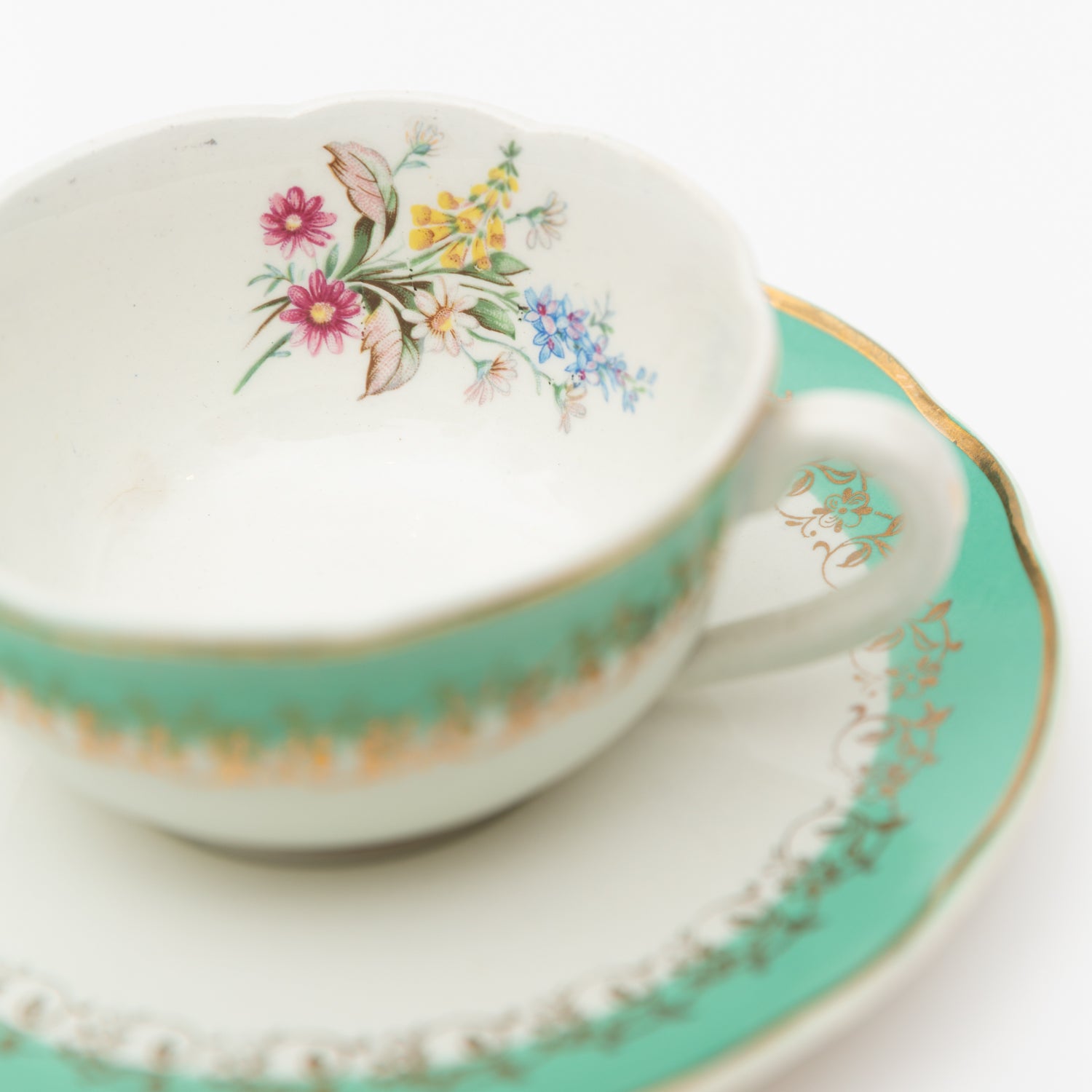 Load image into Gallery viewer, Tea cup and saucer set_Type 02